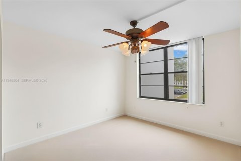 Condominio en venta en Miami, Florida, 2 dormitorios, 91.32 m2 № 2089257 - foto 24