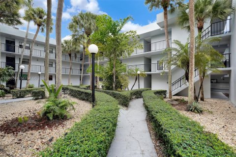 Condominio en venta en Miami, Florida, 2 dormitorios, 91.32 m2 № 2089257 - foto 3
