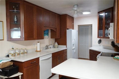 Copropriété à vendre à Sun City Center, Floride: 2 chambres, 117.43 m2 № 1904373 - photo 8