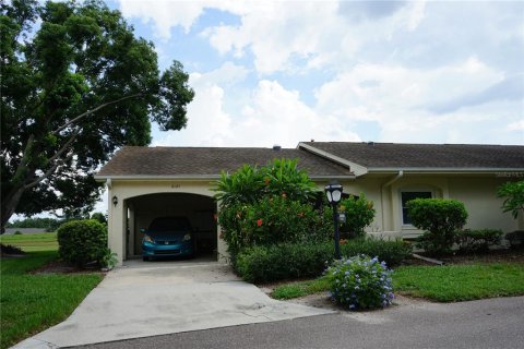 Copropriété à vendre à Sun City Center, Floride: 2 chambres, 117.43 m2 № 1904373 - photo 1