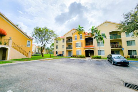 Copropriété à vendre à West Palm Beach, Floride: 3 chambres, 120.77 m2 № 1704458 - photo 1