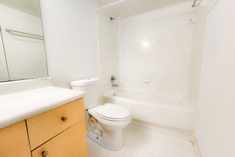 Copropriété à vendre à West Palm Beach, Floride: 3 chambres, 120.77 m2 № 1704458 - photo 8