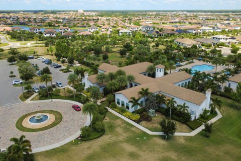House in Ave Maria, Florida 4 bedrooms, 229.1 sq.m. № 2175889 - photo 22