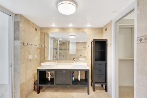 Condo in Tequesta, Florida, 2 bedrooms № 2083357 - photo 18