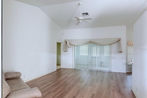 Купить виллу или дом в Гудзон, Флорида 7 комнат, 185.43м2, № 2322702 - фото 10