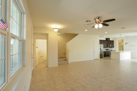 Townhouse in Windermere, Florida 3 bedrooms, 177.63 sq.m. № 2393404 - photo 7