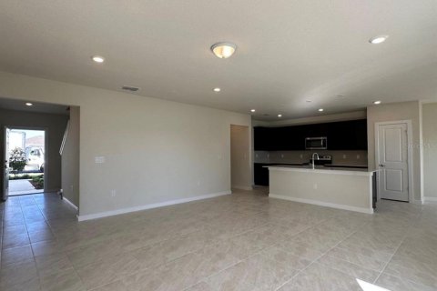 Casa en venta en Kissimmee, Florida, 5 dormitorios, 242.94 m2 № 1873364 - foto 16