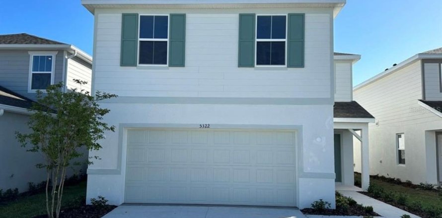 House in Kissimmee, Florida 5 bedrooms, 242.94 sq.m. № 1873364