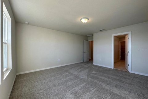 Casa en venta en Kissimmee, Florida, 5 dormitorios, 242.94 m2 № 1873364 - foto 17