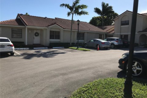 Touwnhouse à Hialeah, Floride 2 chambres, 92.07 m2 № 1999567