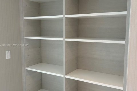 Condominio en venta en Sunny Isles Beach, Florida, 2 dormitorios, 143.16 m2 № 2030550 - foto 14