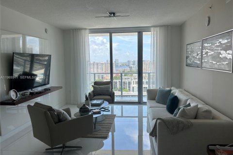 Condominio en venta en Sunny Isles Beach, Florida, 2 dormitorios, 143.16 m2 № 2030550 - foto 8