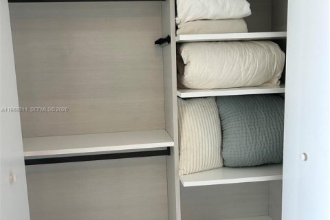 Condominio en venta en Sunny Isles Beach, Florida, 2 dormitorios, 143.16 m2 № 2030550 - foto 19