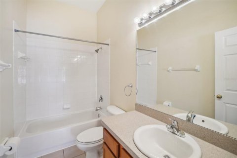 Adosado en alquiler en Tampa, Florida, 2 dormitorios, 115.2 m2 № 1909756 - foto 21