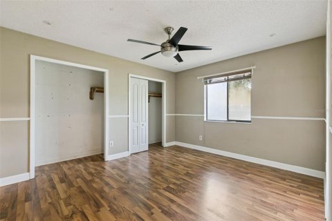 Casa en venta en Orlando, Florida, 4 dormitorios, 202.16 m2 № 2320946 - foto 23