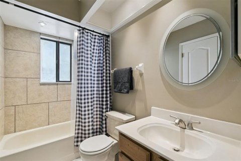 Casa en venta en Orlando, Florida, 4 dormitorios, 202.16 m2 № 2320946 - foto 26