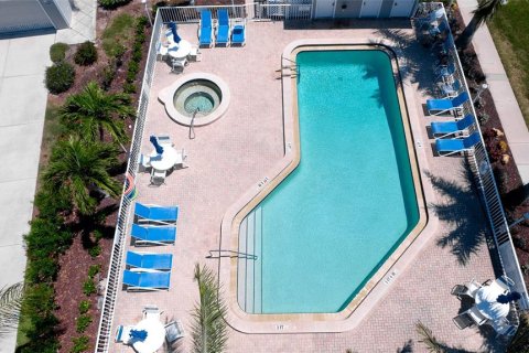 House in Bradenton, Florida 2 bedrooms, 143.72 sq.m. № 2216241 - photo 28