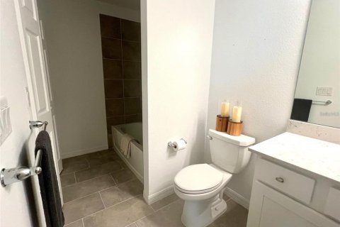 Copropriété à louer à Bradenton, Floride: 2 chambres, 104.14 m2 № 2101840 - photo 17
