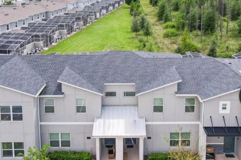 Townhouse in Davenport, Florida 4 bedrooms, 177.81 sq.m. № 2111496