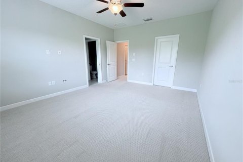 Townhouse in Lutz, Florida 3 bedrooms, 168.71 sq.m. № 1750311 - photo 15