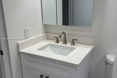 Condo in Hialeah, Florida, 1 bedroom  № 2010500 - photo 7