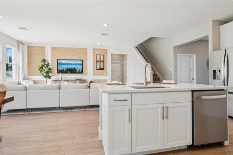 House in Ocala, Florida 4 bedrooms, 256.04 sq.m. № 2210220 - photo 7