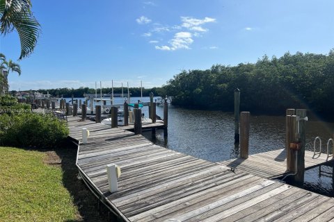 Condominio en venta en Boynton Beach, Florida, 2 dormitorios, 83.52 m2 № 1933792 - foto 19