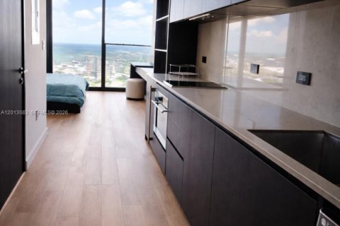 Condominio en venta en Miami, Florida, 1 habitación, 28.34 m2 № 2075518 - foto 5