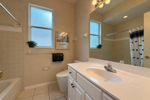 Casa en venta en Orlando, Florida, 5 dormitorios, 236.53 m2 № 2318783 - foto 15