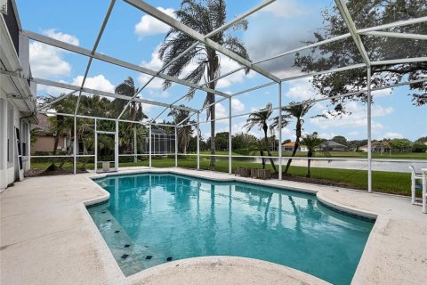 Casa en venta en Orlando, Florida, 5 dormitorios, 236.53 m2 № 2318783 - foto 25