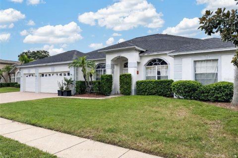 Casa en venta en Orlando, Florida, 5 dormitorios, 236.53 m2 № 2318783 - foto 2