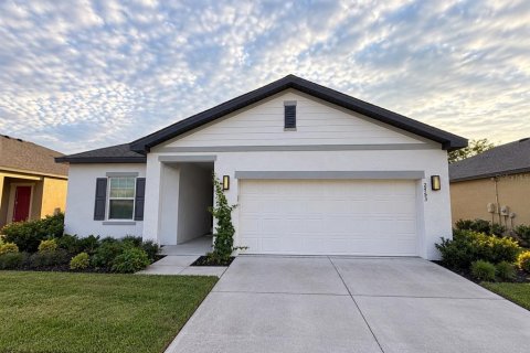Villa ou maison à Kissimmee, Floride 4 chambres, 167.41 m2 № 2416725