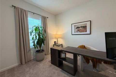 Villa ou maison à louer à Kissimmee, Floride: 4 chambres, 167.41 m2 № 2416725 - photo 4