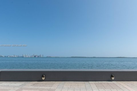 Condominio en alquiler en Miami, Florida, 39.48 m2 № 2024496 - foto 3