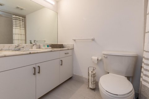 Condominio en alquiler en Miami, Florida, 39.48 m2 № 2024496 - foto 12