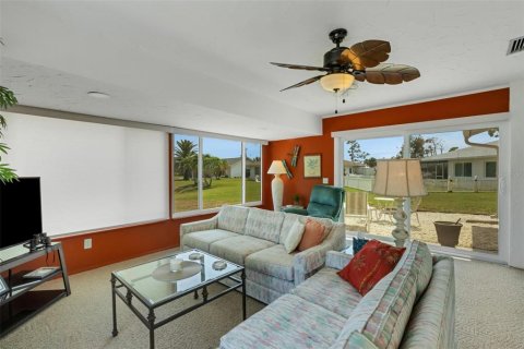 Villa ou maison à vendre à Englewood, Floride: 2 chambres, 117.8 m2 № 1899208 - photo 16