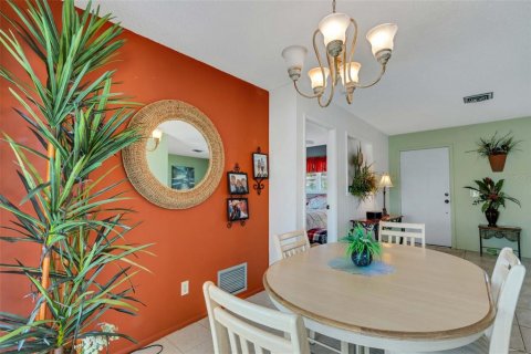 Villa ou maison à vendre à Englewood, Floride: 2 chambres, 117.8 m2 № 1899208 - photo 11