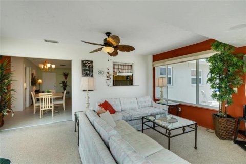 Villa ou maison à vendre à Englewood, Floride: 2 chambres, 117.8 m2 № 1899208 - photo 17