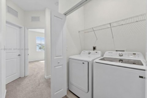 Touwnhouse à vendre à Homestead, Floride: 3 chambres, 133.97 m2 № 2066323 - photo 15