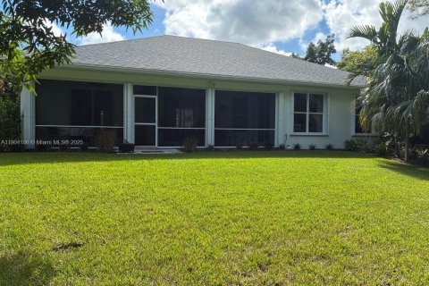 House in Stuart, Florida 3 bedrooms, 174.84 sq.m. № 1954859 - photo 8
