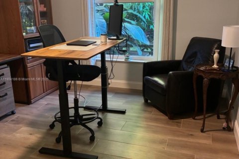 House in Stuart, Florida 3 bedrooms, 174.84 sq.m. № 1954859 - photo 22