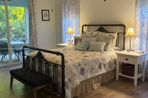 House in Stuart, Florida 3 bedrooms, 174.84 sq.m. № 1954859 - photo 20