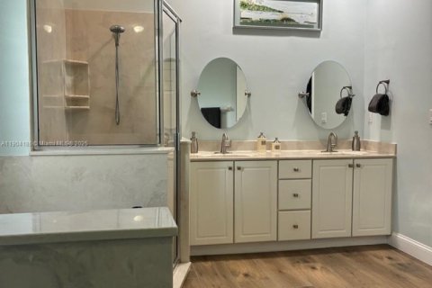 House in Stuart, Florida 3 bedrooms, 174.84 sq.m. № 1954859 - photo 30