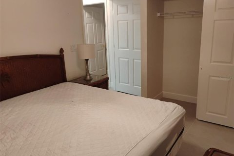 House in Punta Gorda, Florida 3 bedrooms, 148.27 sq.m. № 2217137 - photo 25