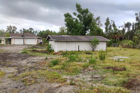 House in Punta Gorda, Florida 3 bedrooms, 148.27 sq.m. № 2217137 - photo 17
