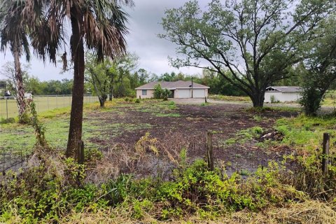 House in Punta Gorda, Florida 3 bedrooms, 148.27 sq.m. № 2217137 - photo 15