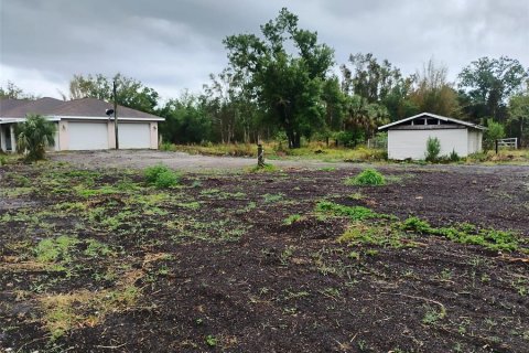 House in Punta Gorda, Florida 3 bedrooms, 148.27 sq.m. № 2217137 - photo 12