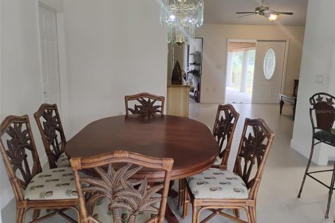 House in Punta Gorda, Florida 3 bedrooms, 148.27 sq.m. № 2217137 - photo 7