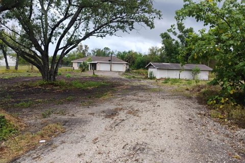 House in Punta Gorda, Florida 3 bedrooms, 148.27 sq.m. № 2217137 - photo 27