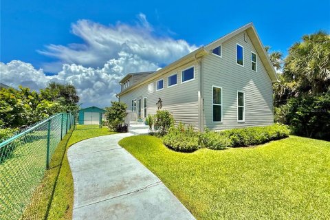 House in Flagler Beach, Florida 3 bedrooms, 199.28 sq.m. № 1847506 - photo 4
